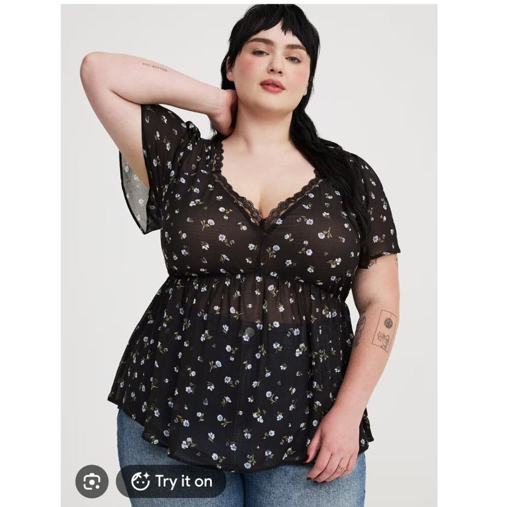 Torrid Chiffon Gauze Tie Back Top Sheer Toile 4X Ditsy Dark Floral Whimsygoth